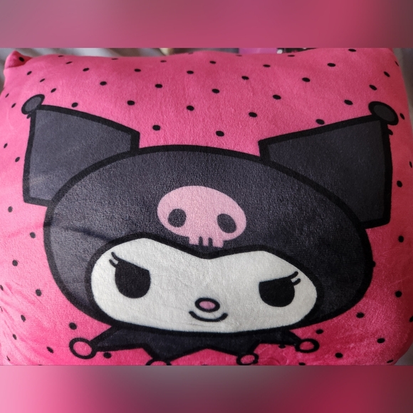 SANRIO-KUROMI Roses R Cute 2pc Travel CLOUD Pillow & matching Silk Touch Throw. - Picture 3 of 6